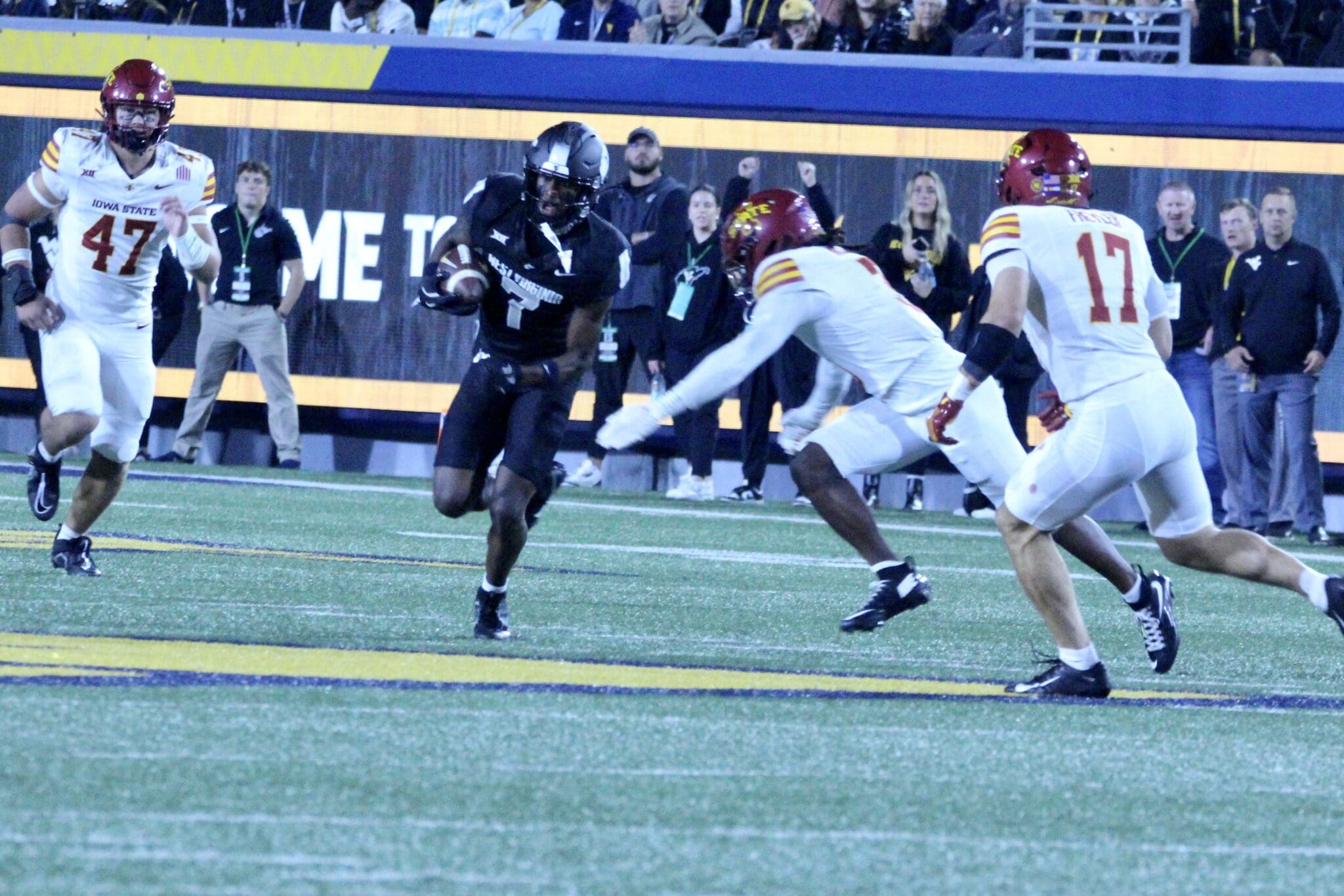WVU Football RB Jahiem White running against Iowa State