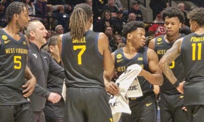 WVU Basketball Darian DeVries, Javon Small and team