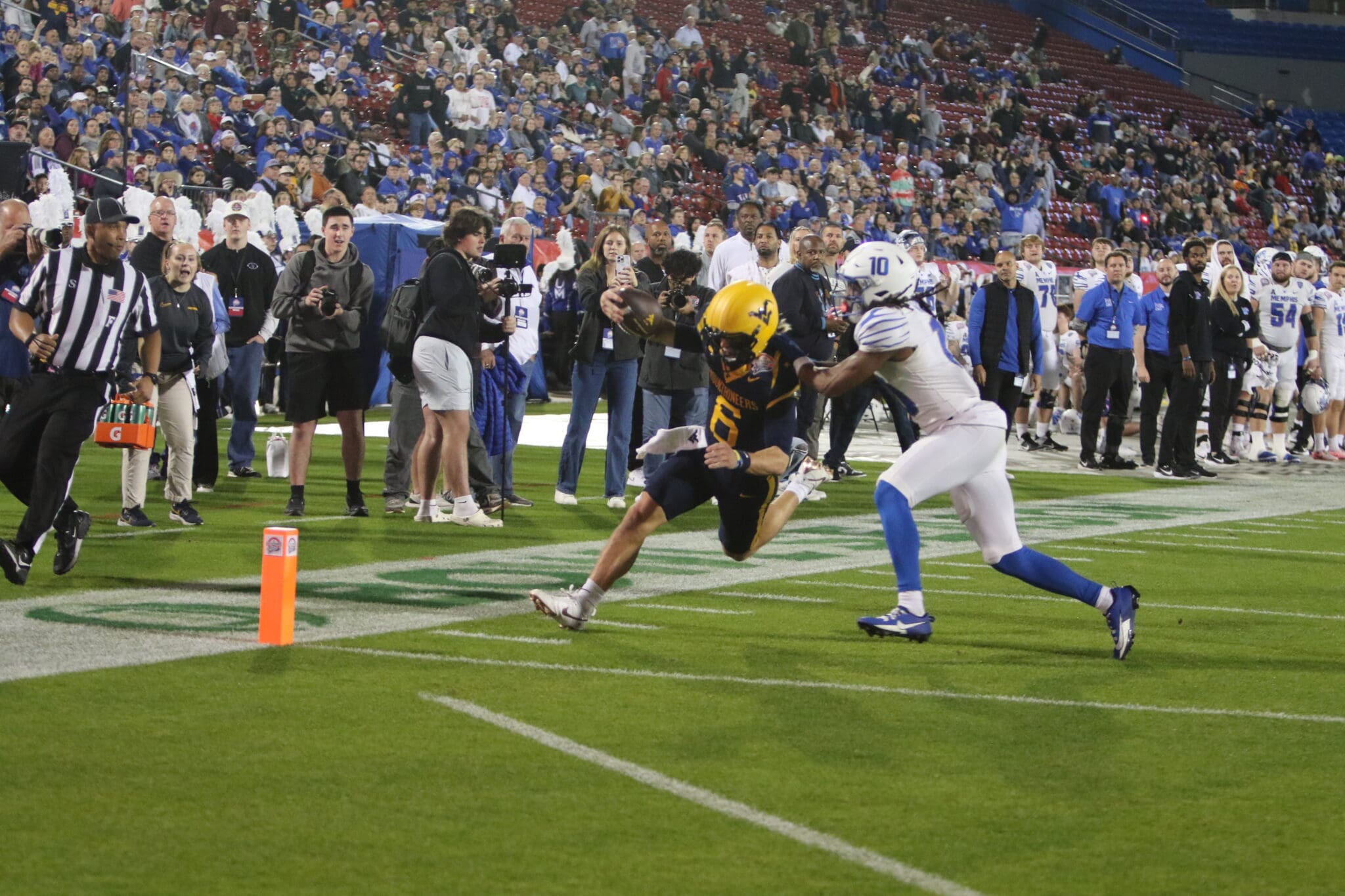 WVU Football Garrett Greene running for TD at Frisco Bowl