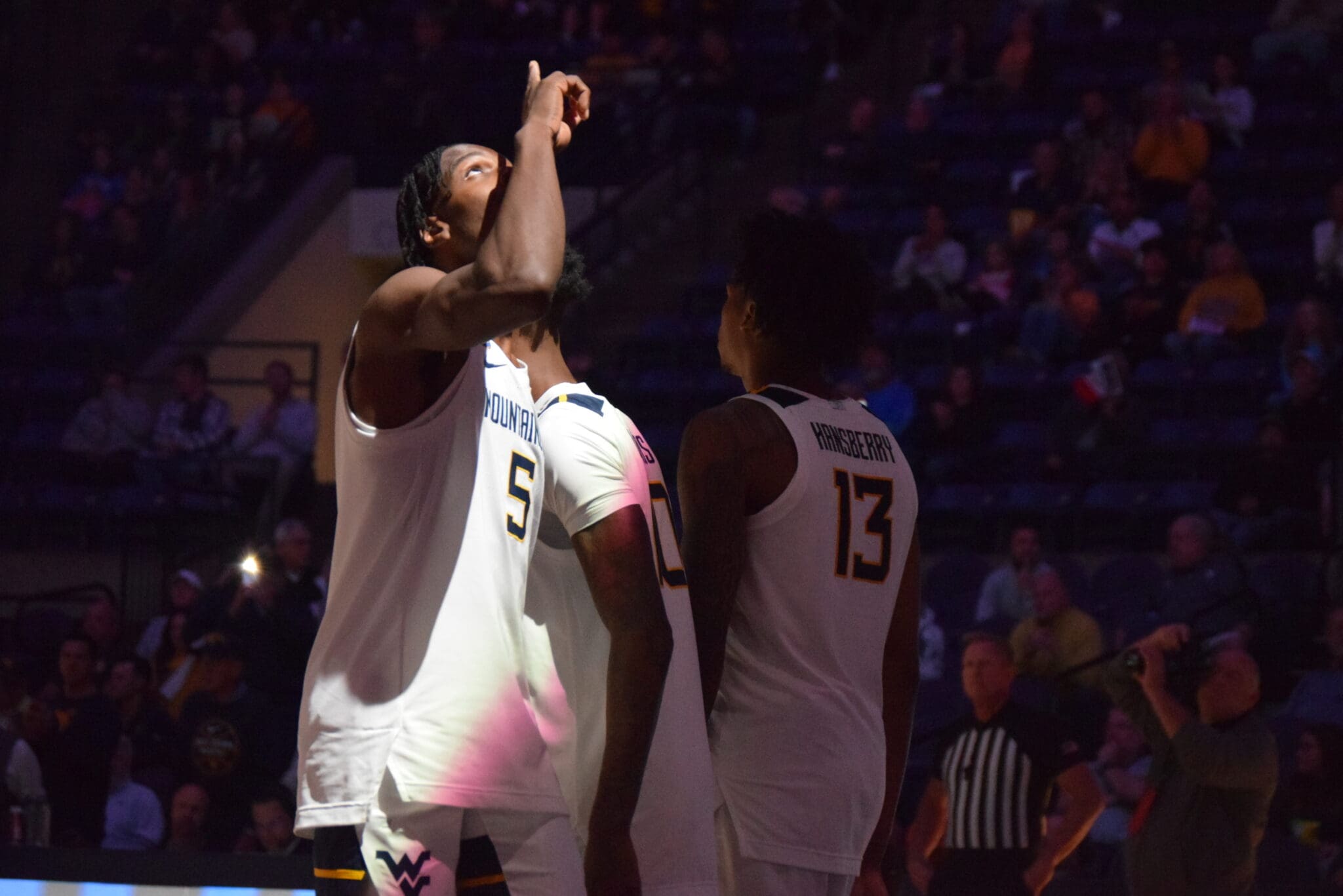 WVU Basketball Tobi Okani