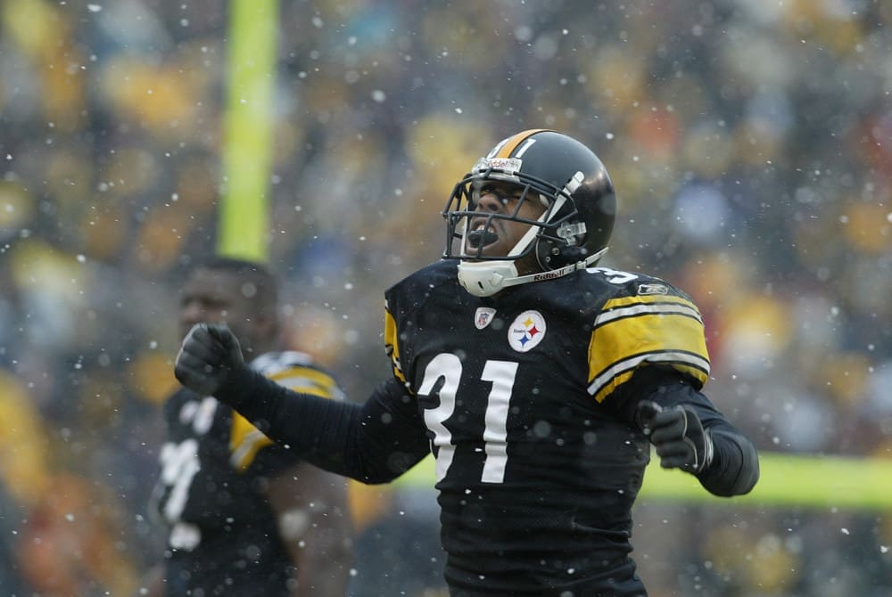 Steelers Daily: Pickett Shows Potential, Fans Fight