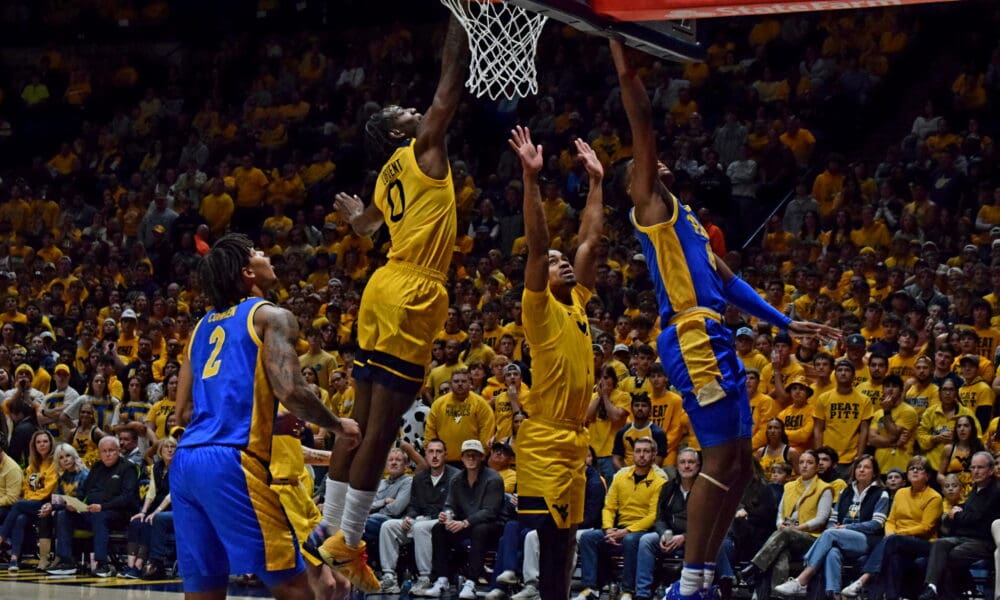 WVU Basketball Bren Lorient block against Pitt