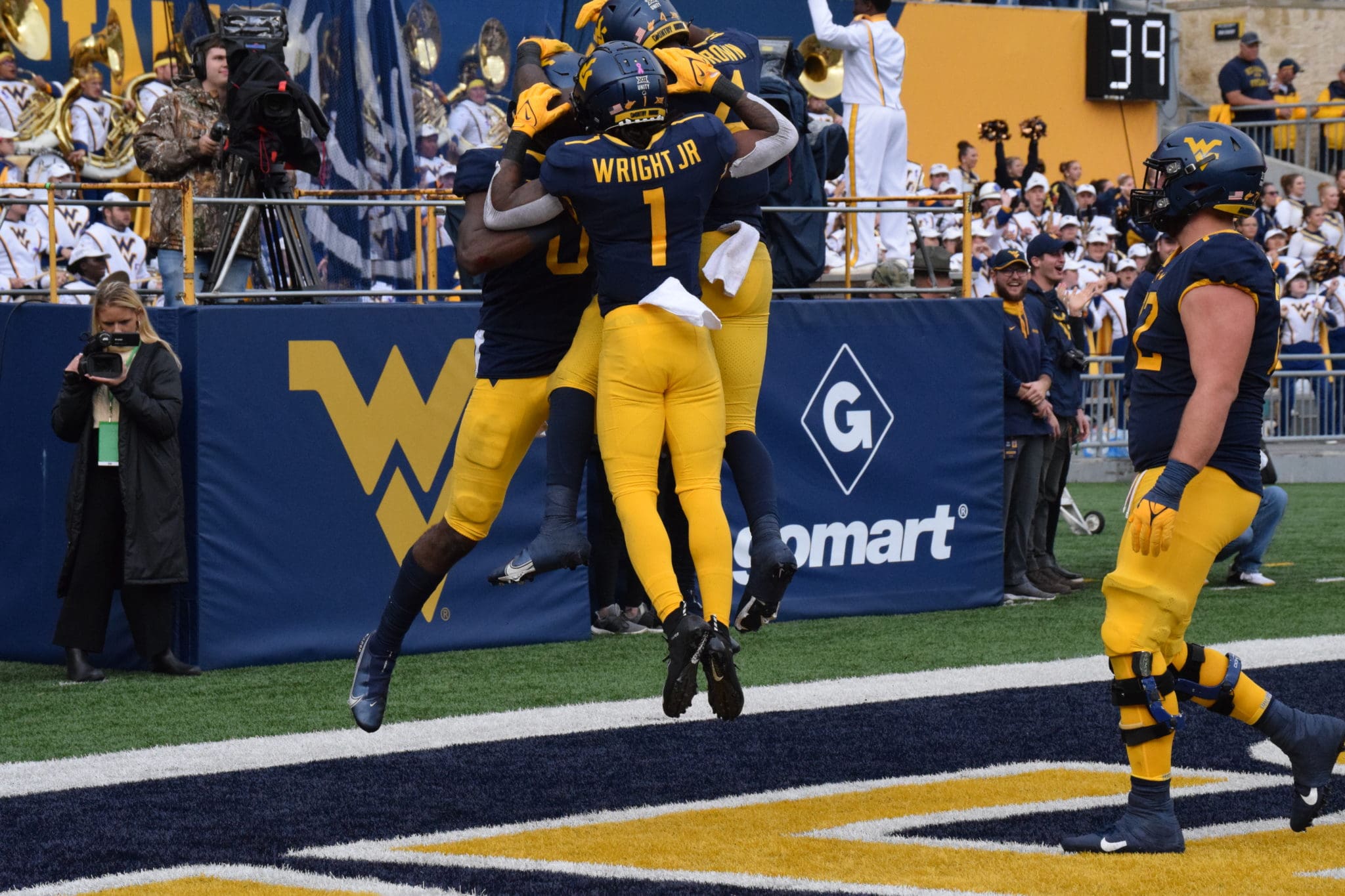 Winston Wright Jr. with WVUb