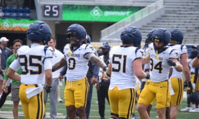 WVU Football TE Josh Sapp among teammates during scrimmage