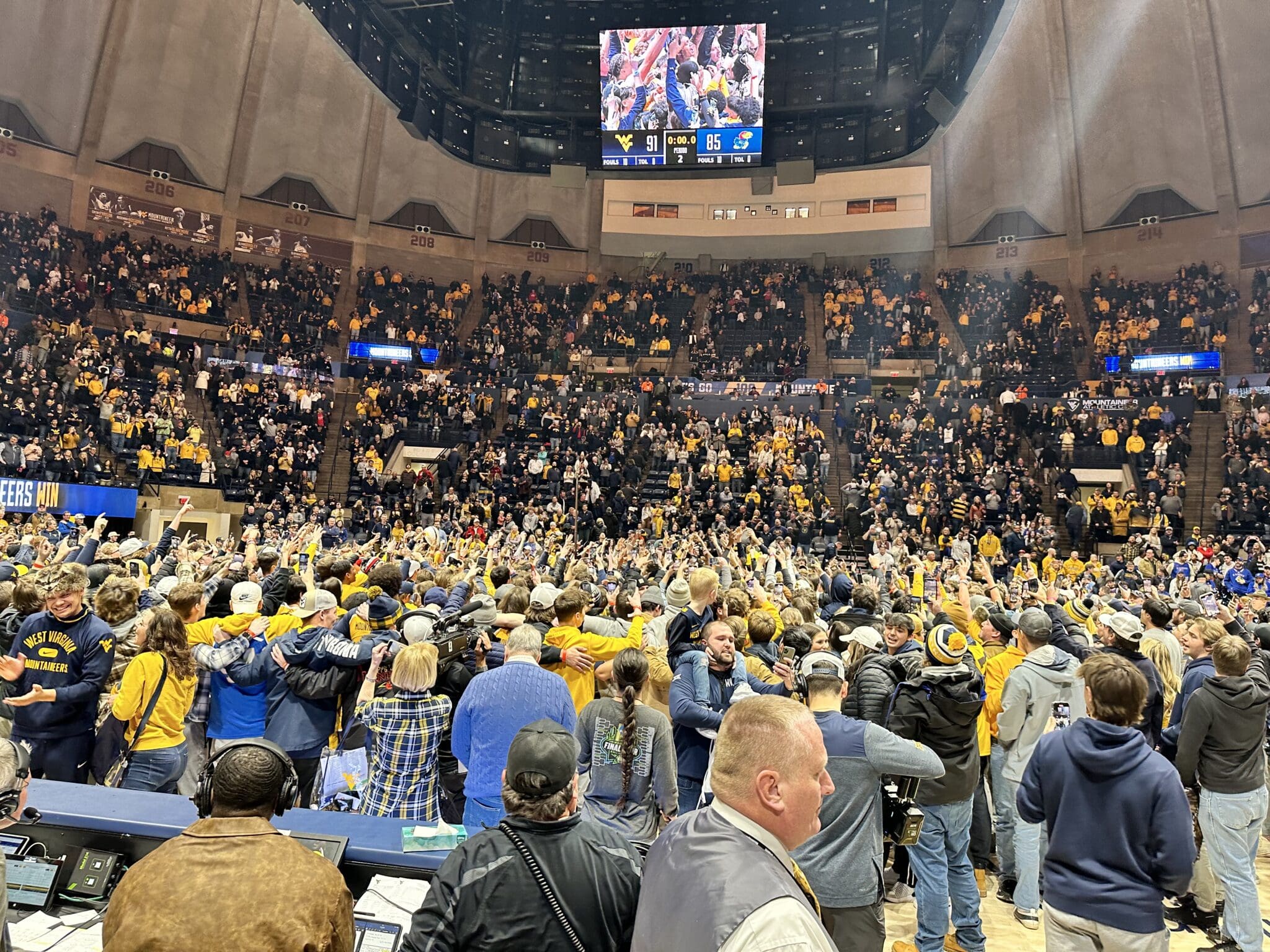 WVU Fans celebrate Kansas win