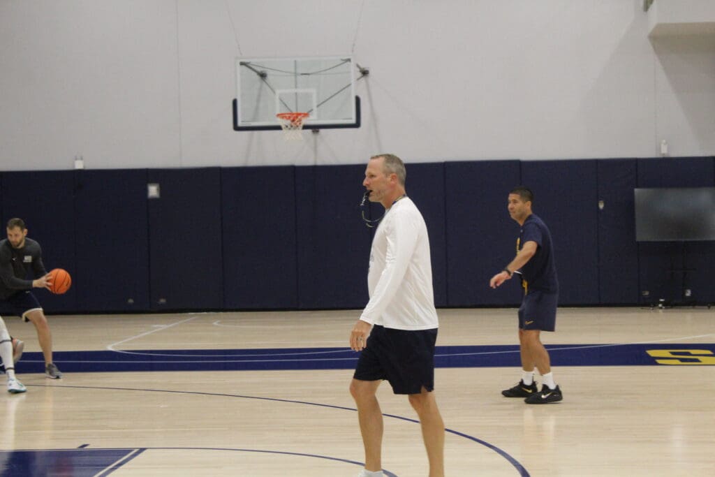 WVU Basketball HC Darian DeVries