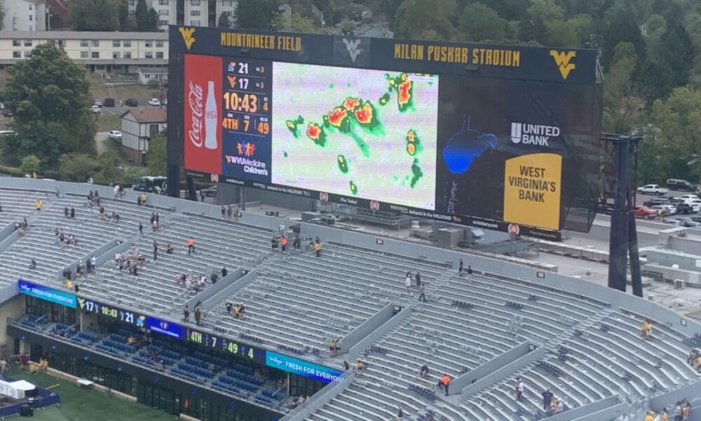 Weather delay for WVU-Kansas