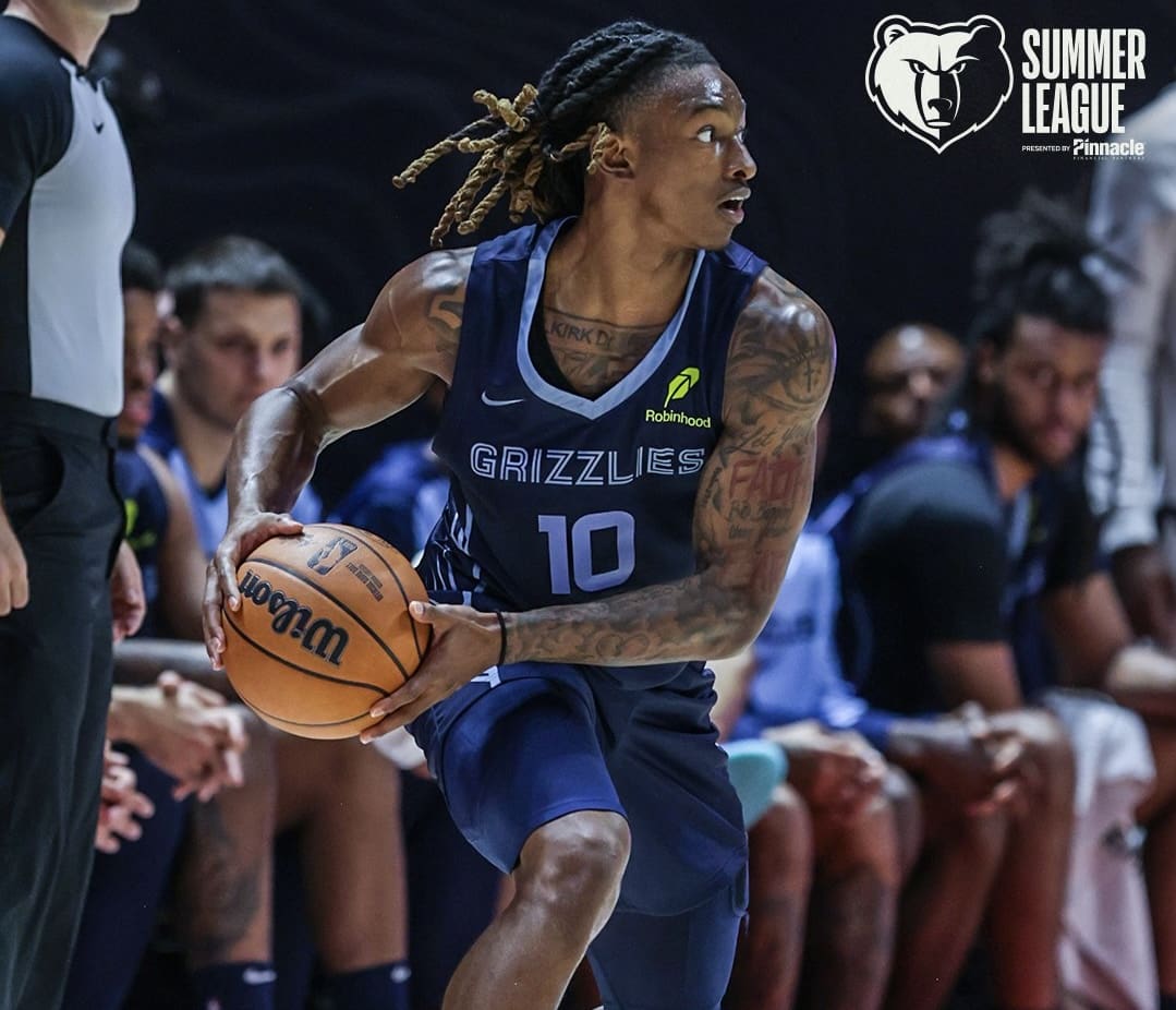 Javon Small with Grizzlies