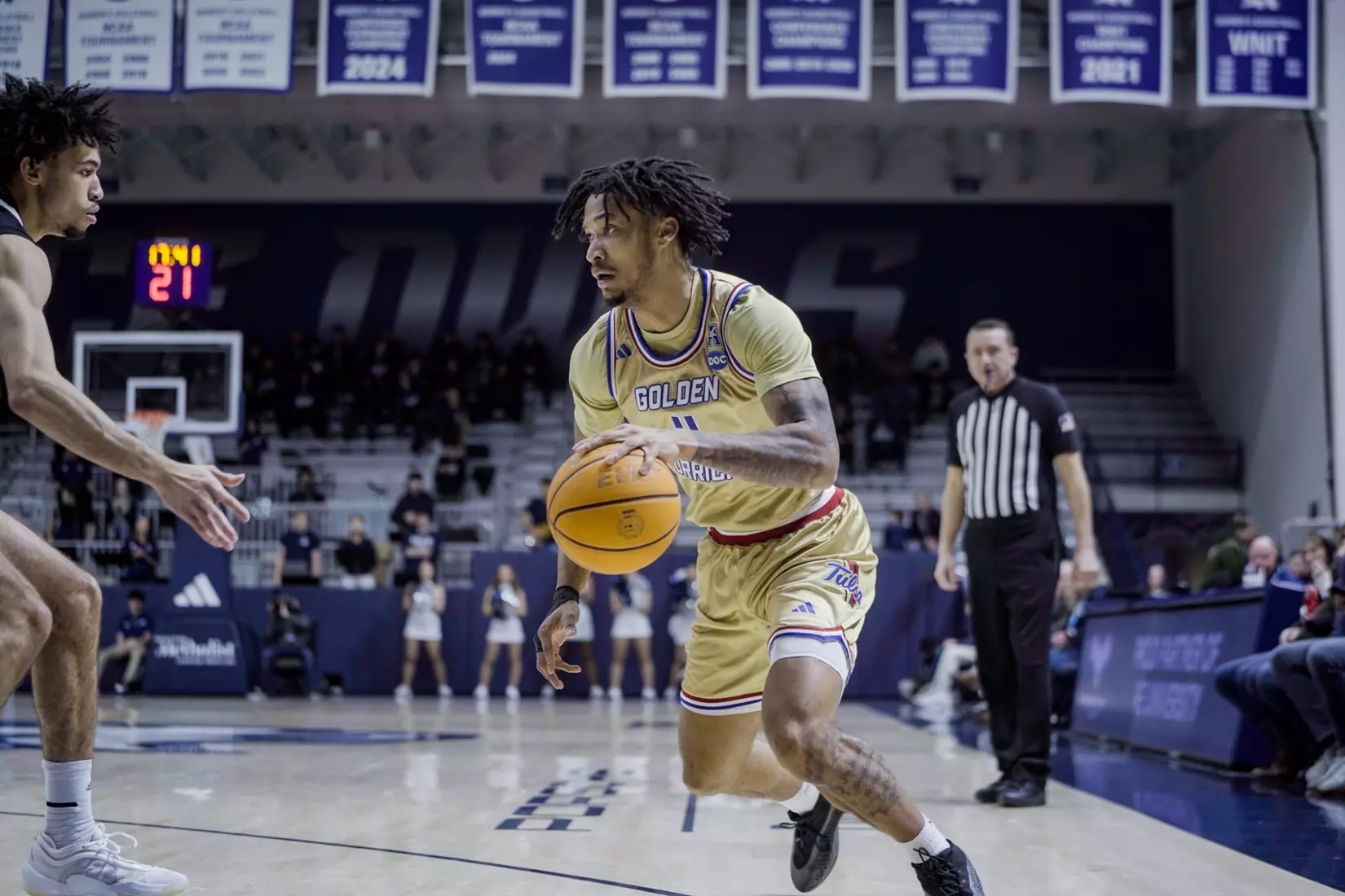 WVU Basketball recruit Isaiah Barnes