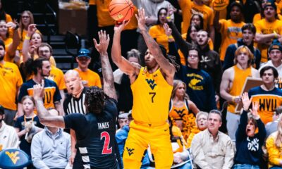 WVU Basketball Javon Small against Cincinnati