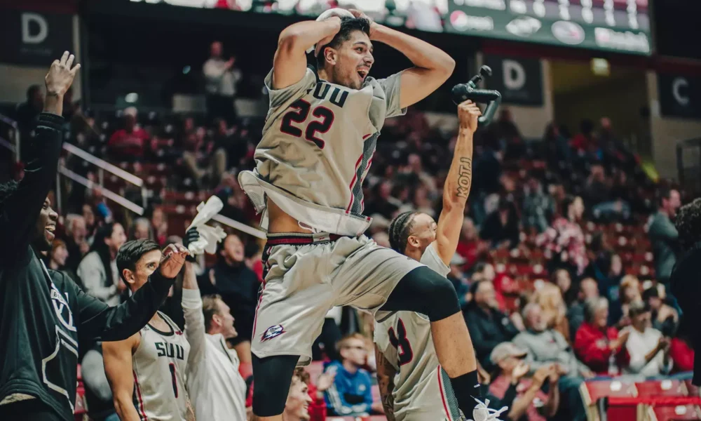 WVU Basketball contacts Parsa Fallah