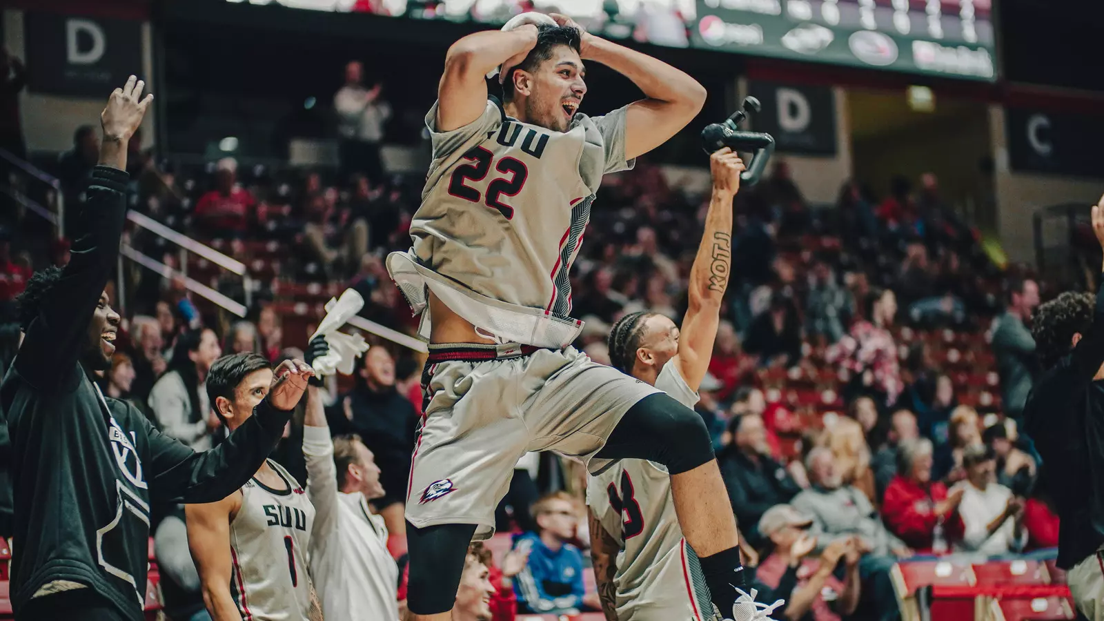 WVU Basketball contacts Parsa Fallah