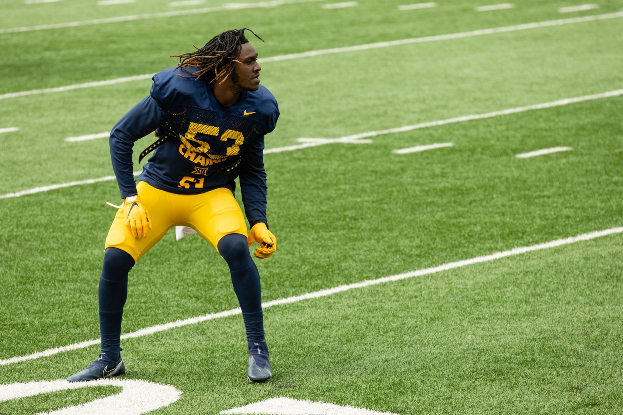 West Virginia Redshirt Freshman De Eddie Watkins Enters Transfer Portal 