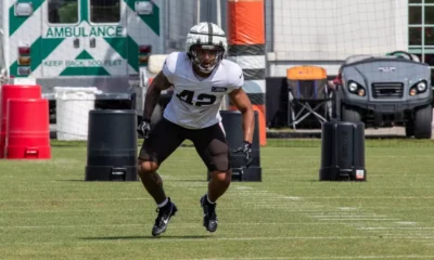 Tony Fields with Browns