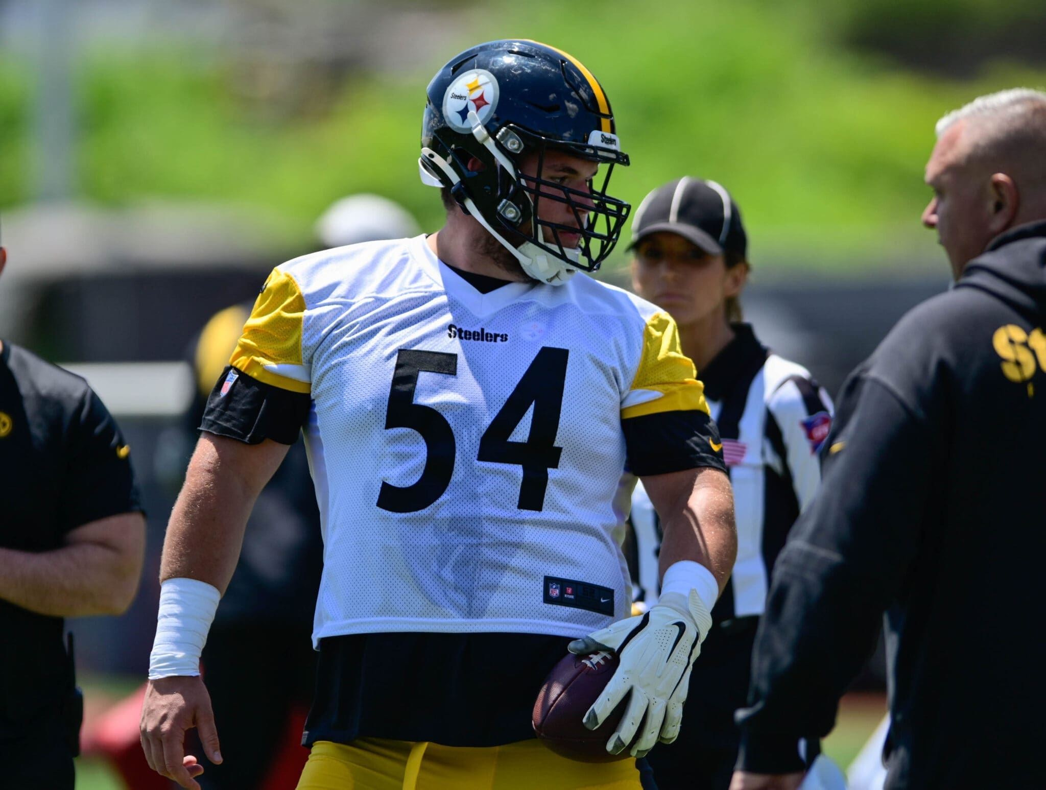 Zach Frazier with Steelers