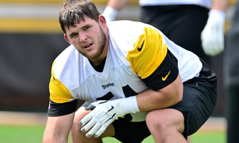 Zach Frazier at Steelers OTAs